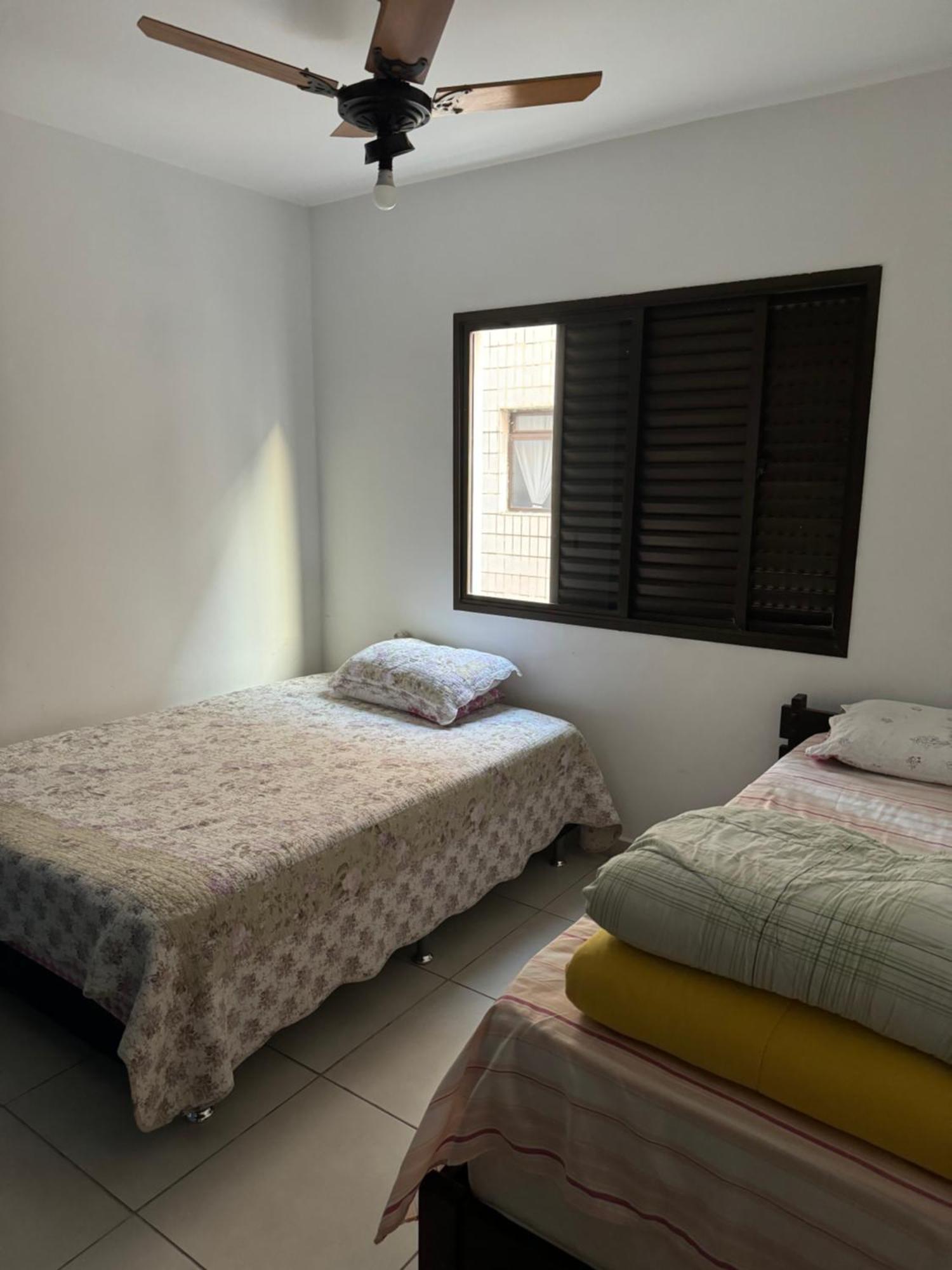 Apartamento Enseada Guaruja Familia Exterior foto